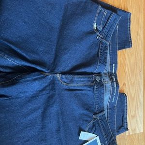 NWT Old Navy Sz 24 Short Skinny jeans